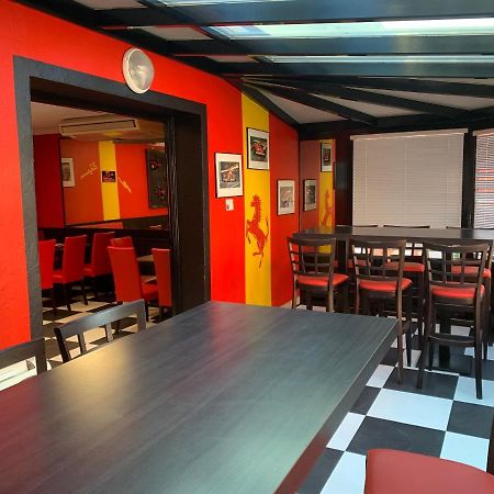 Hotel Le Cosy Pont-de-Chéruy Zewnętrze zdjęcie