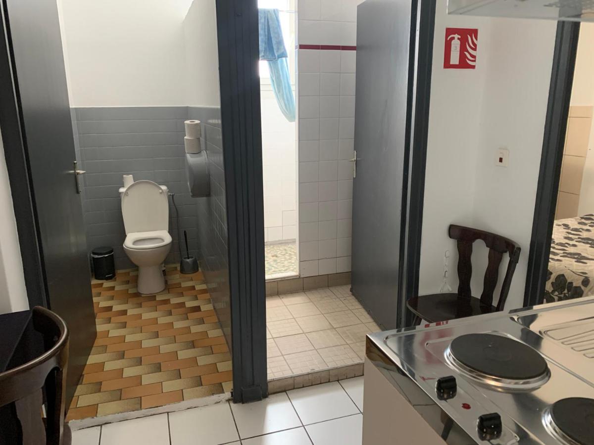 Hotel Le Cosy Pont-de-Chéruy Zewnętrze zdjęcie